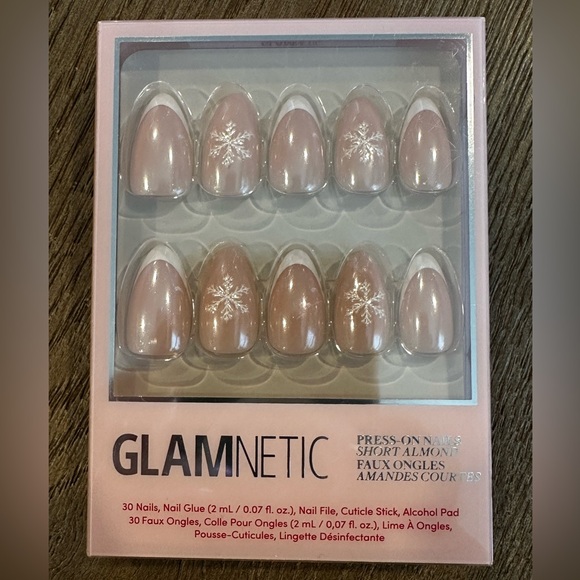 Glamnetic Winter Glaze Press-On Nails - Picture 3 of 3